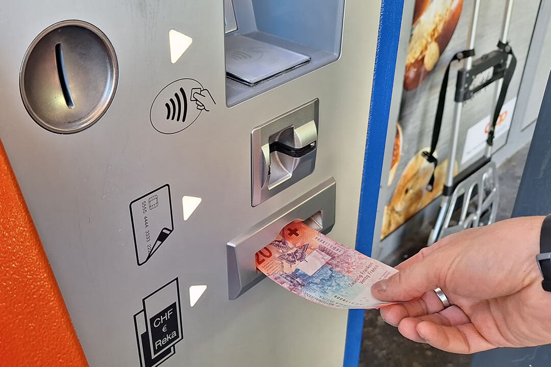 Biglietterie automatiche delle FFS pagamento QR-fattura